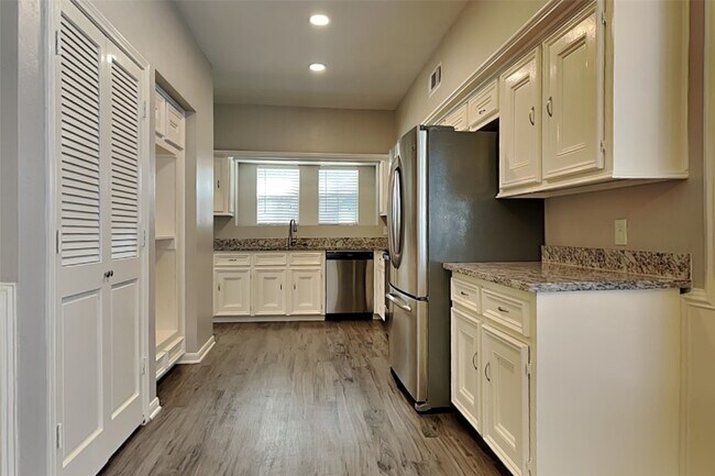 Photo - 3626 Shipman Ln