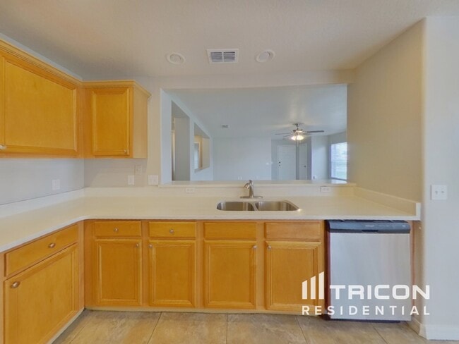 Photo - 1818 Bering Rd