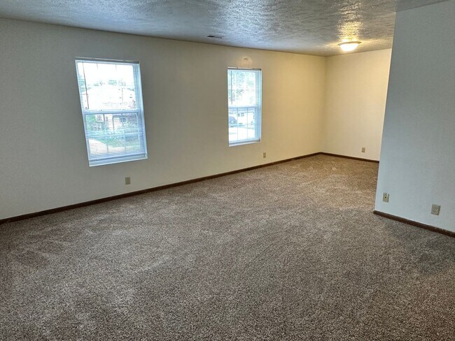 Photo - 1033-1037 Furnas Unidad 1033