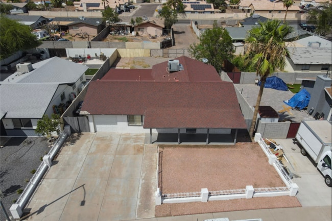 4Bed/2Bath House at Chandler Blvd/McQueen Rd! Ready for Immediate Move-In! – NO HOA!