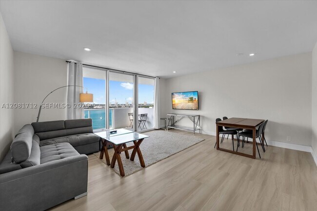 Photo - 1200 West Dr Unit PH28