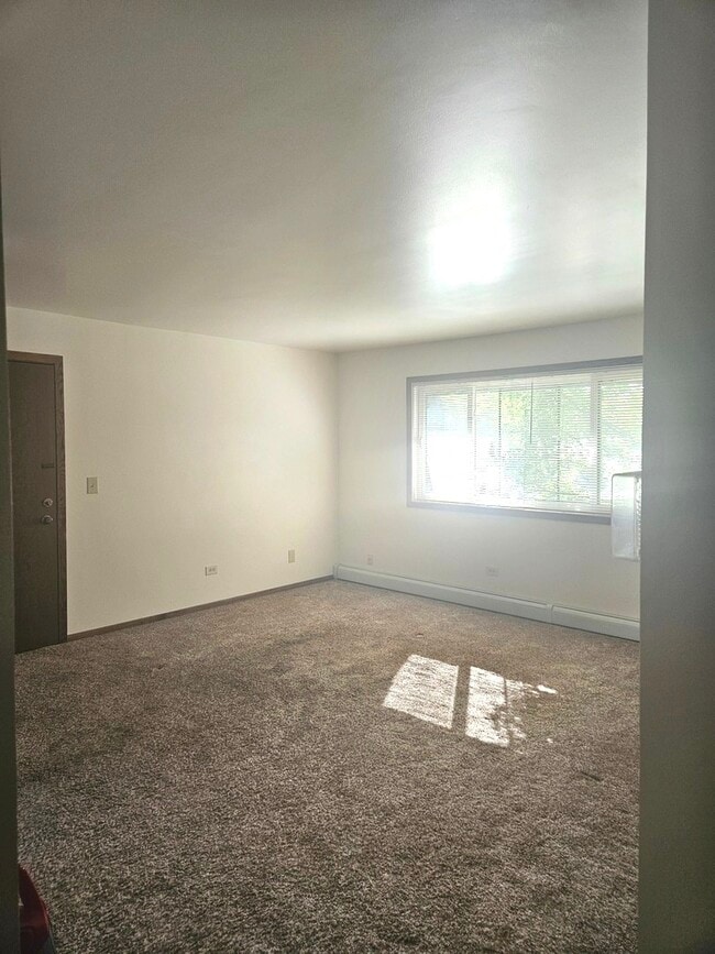 Photo - 1253 Getzelman Dr Unit 1N