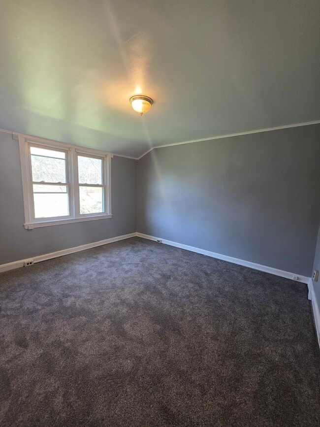 Photo - 403 Greenhill Ave Unit 403 Greenhill Ave # 2