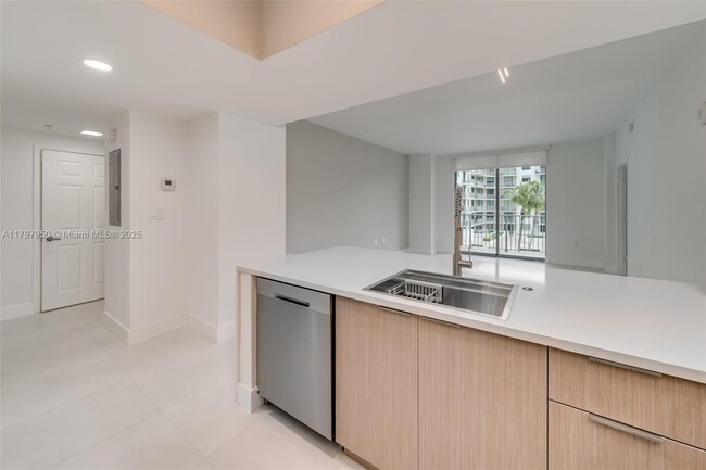 Photo - 140 S Dixie Hwy Condo Unit 604