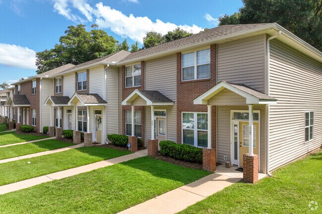 3400 Old Bainbridge Rd - Primary Photo - Camillia Gardens