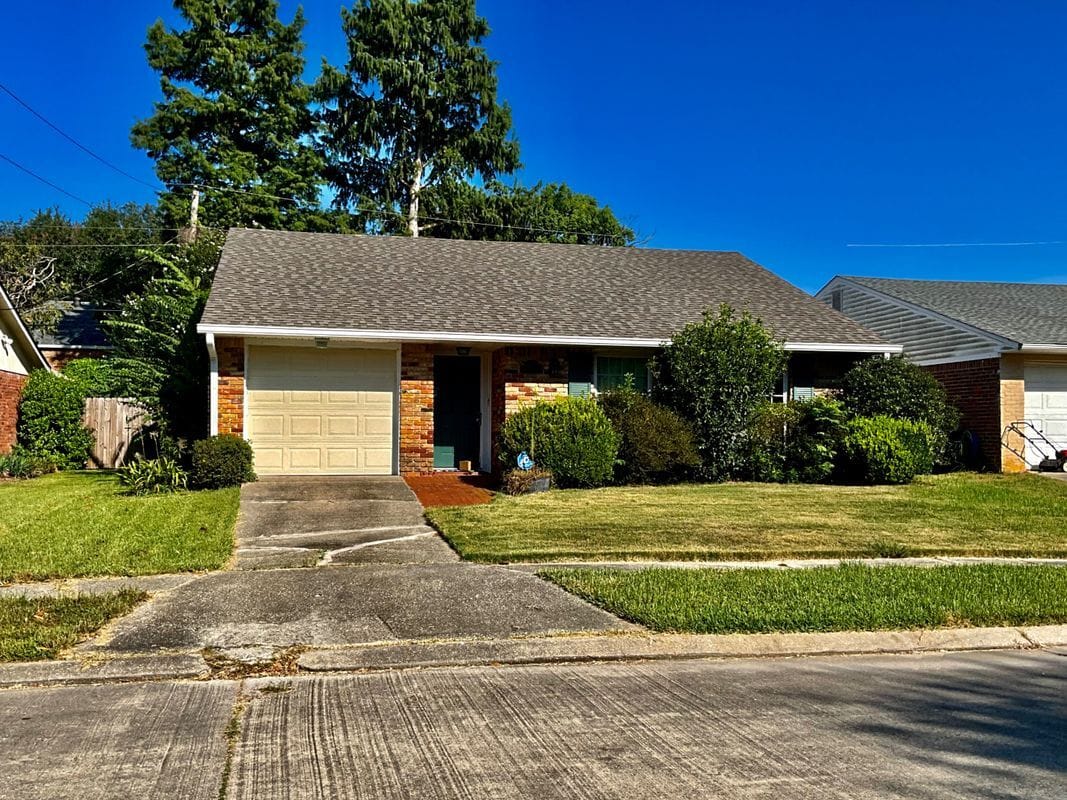 Photo - 2716 Gallinghouse St