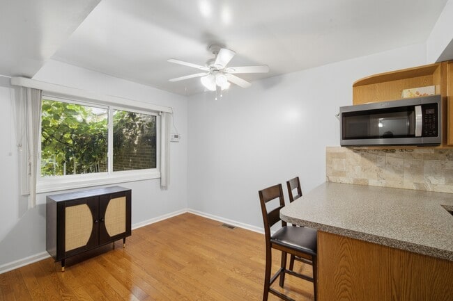 411 Hickory Dr