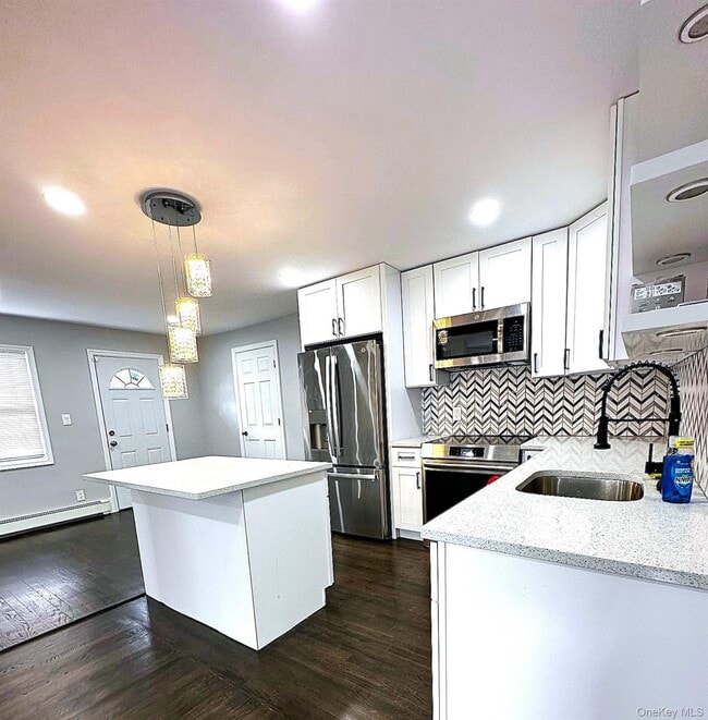 Photo - 1093 Ditmas Ave