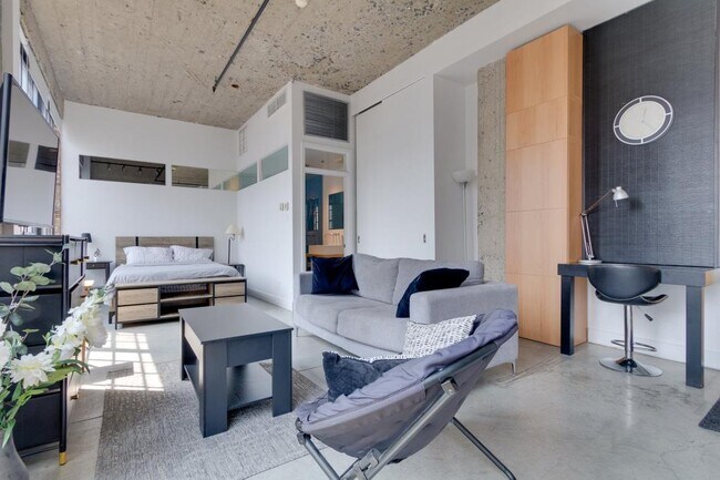 Photo - 454 Rue De la Gauchetière O