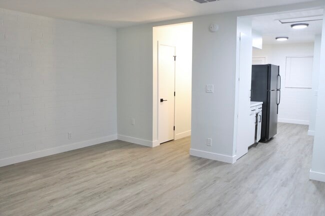 Photo - Oakdale Townhome Apartments