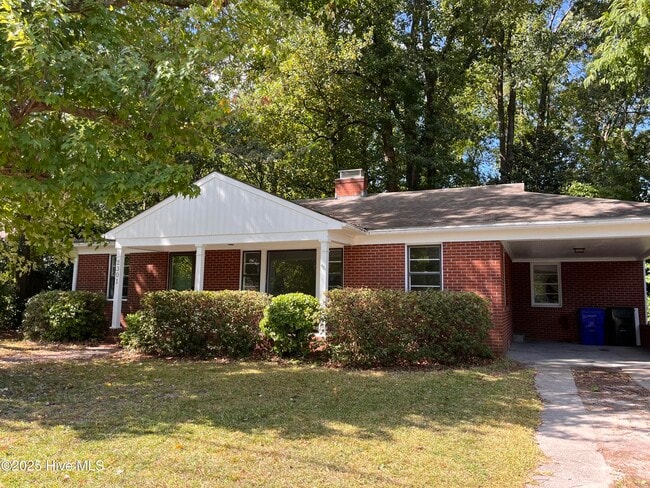 Building Photo - 2301 Jefferson Dr Rental