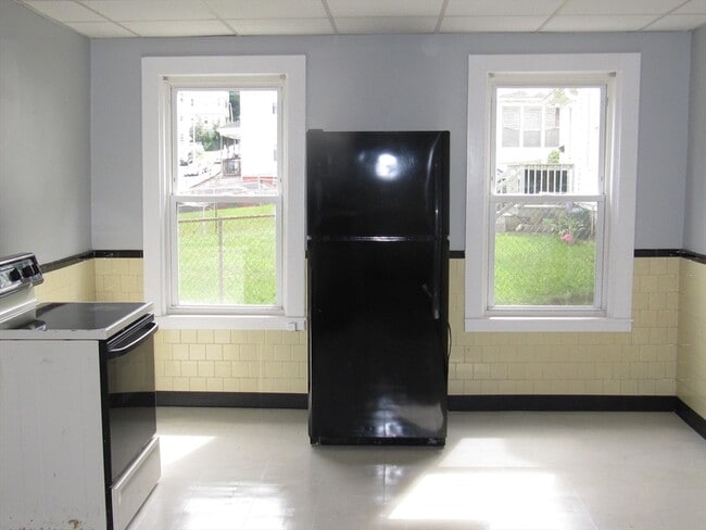 Photo - 2 Sturgis St Unit 1