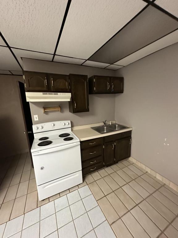 Photo - 205 E Main St