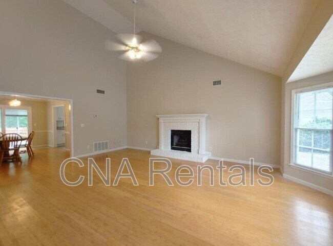 Photo - 4635 Hampton Square Dr