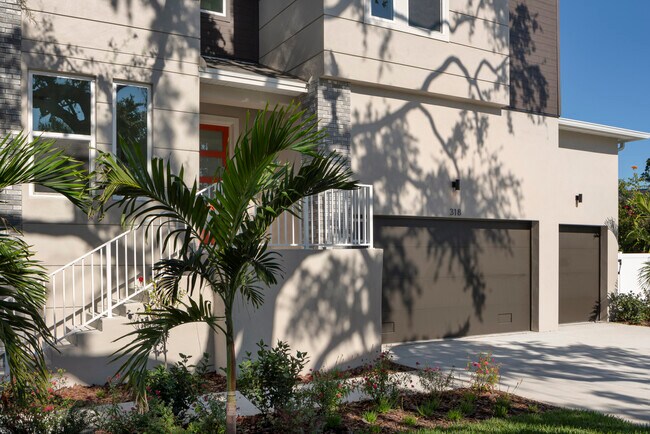 Photo - 318 Rafael Blvd NE