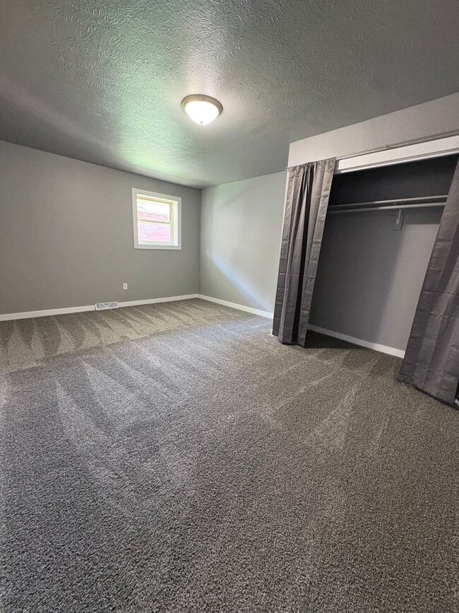 217 N Main St Unit #1