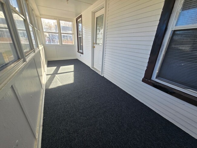 Photo - 2 Bedroom Home in Bloomington