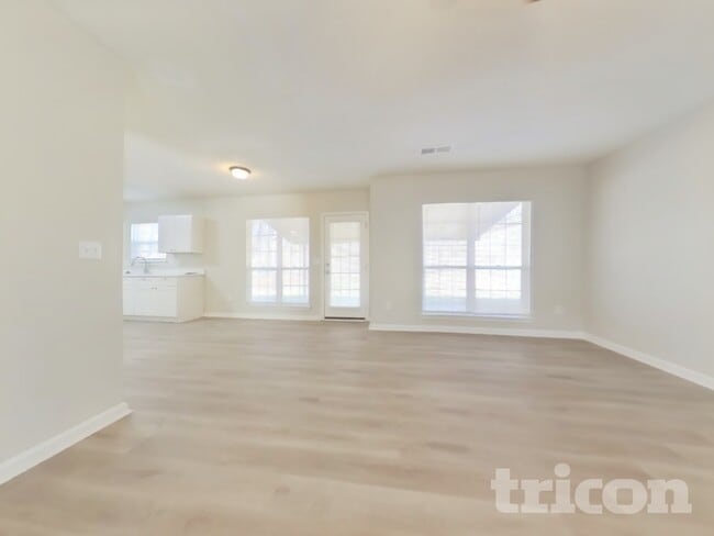 Photo - 5132 Meadows Lake Dr