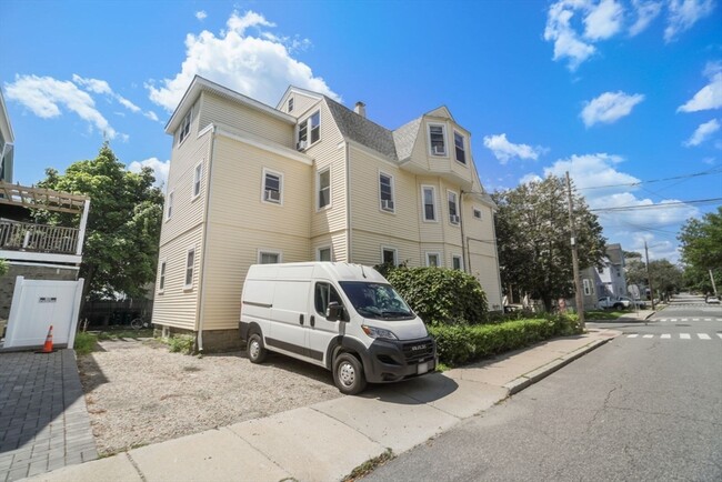Building Photo - 55 Prichard Ave Unit 2