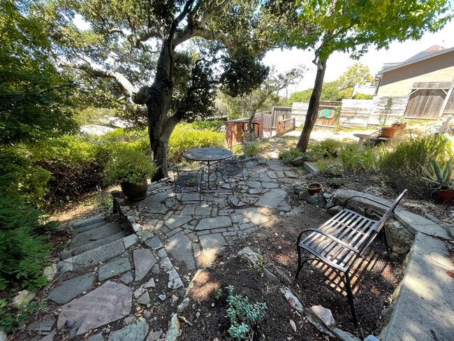 Photo - 633 Coventry Rd Unidad A