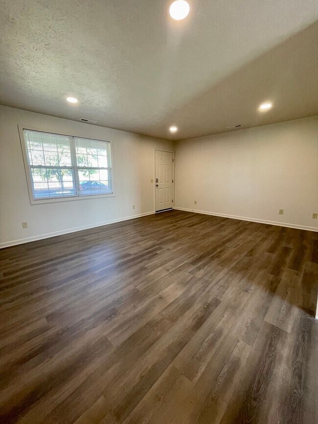 Photo - Apartment for Rent in Bridgewater