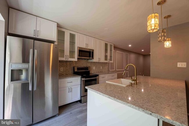 Photo - 18246 Fox Chase Cir
