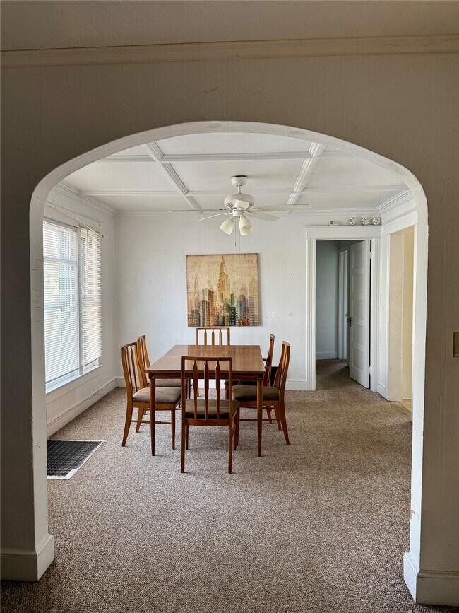 Photo - 14 Dennison Ave Unidad 2