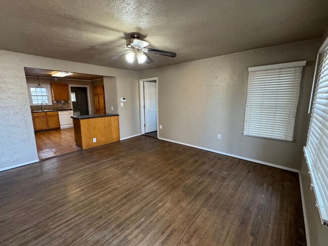 Great 4 bedroom 2 bathroom close to TTU! - Great 4 bedroom 2 bathroom close to TTU! Casa