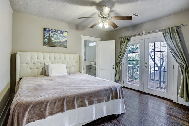 Photo - 801 Le Green St