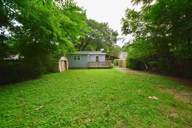 Photo - Charming 3 bed, 2 bath home near U of M