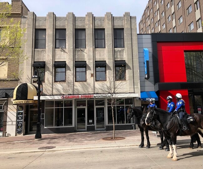 Photo - 636 State St