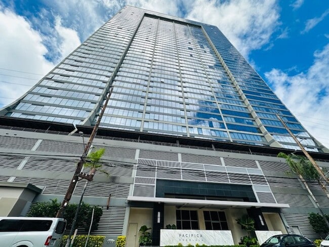 Building Photo - 1 Bedroom, 1 Bathroom, 1 Parking with Den ... Unit 4104 Rental