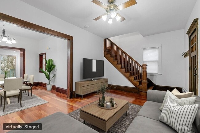 Photo - 1826 Franklin Ave SE