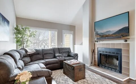 Photo - Chic Urban Living: Spacious 2-Bed Townhouse with Fireplace & Hardwood Floors on Kenwood Isles Drive!