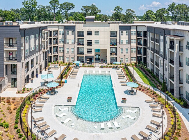 Photo - The Rey on Reynolds