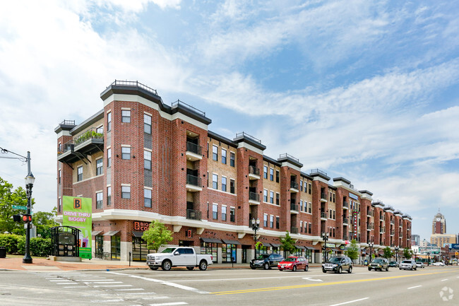 Building Photo - Stadium District Apartments