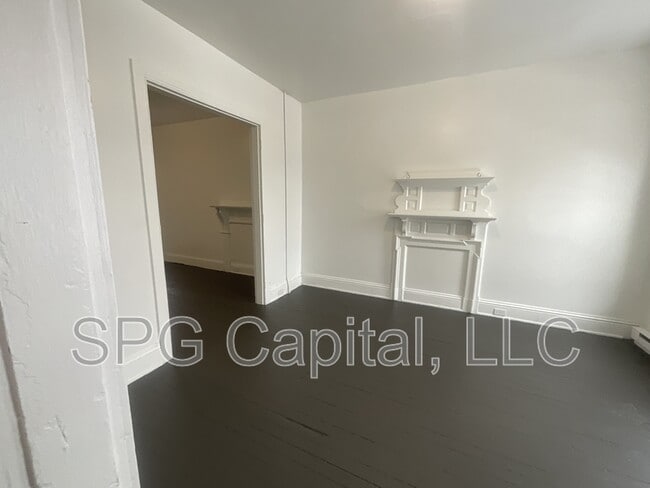 Photo - 301 N Newberry St