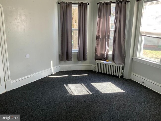 Photo - 433 Bentley Ave