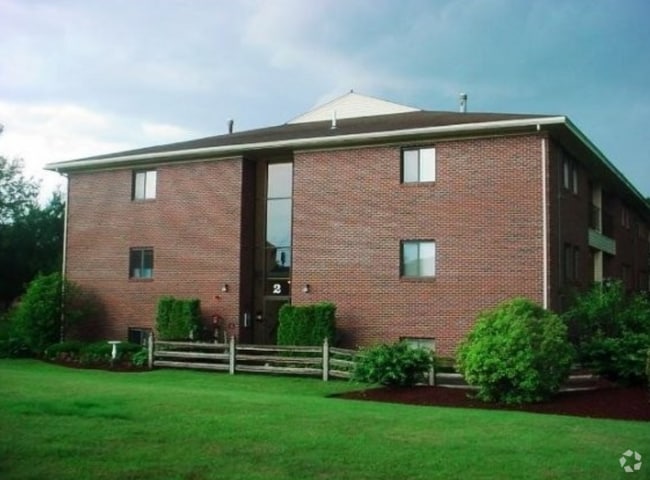 Building Photo - 235 Abbott Farm Ln Unit 235 Rental