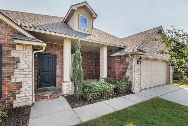 Photo - 6528 NW 163rd Terrace