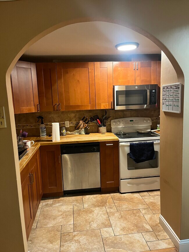 Photo - 31 Brainerd Rd