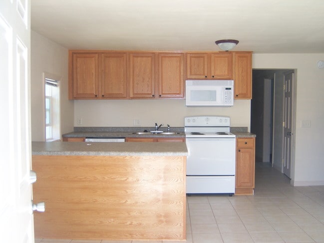 Photo - 1014 Oxford Ave Unit 1014.5 Oxford - 4 bedroom