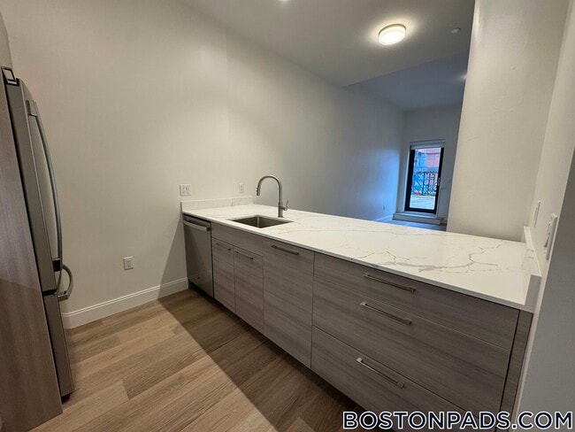 Photo - 1079 Commonwealth Ave Unit 206