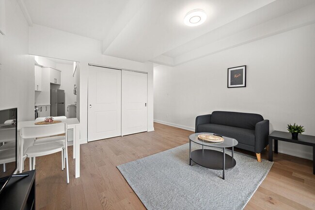 Photo - 4775 Av Borden