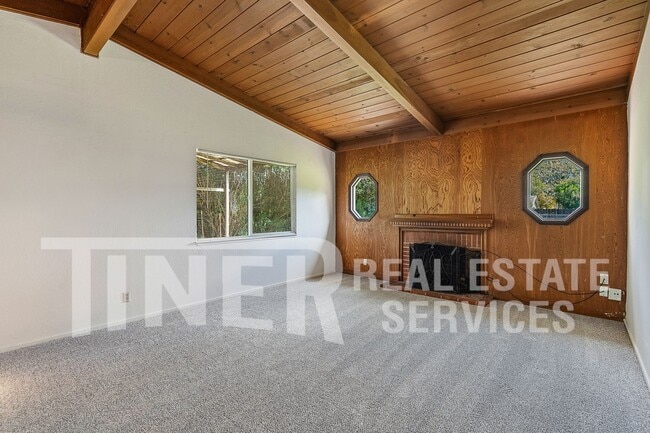 Photo - 3604 Winston Way