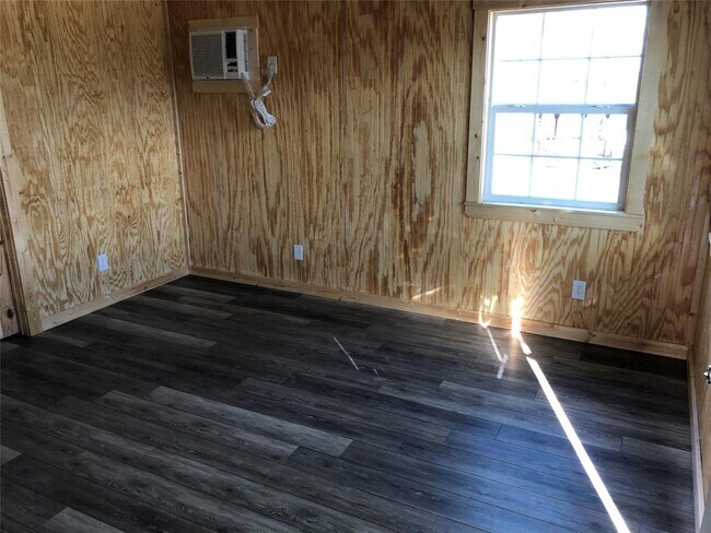 Photo - 110 Pine Tree Loop