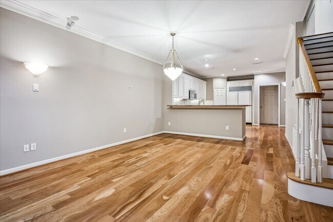 Photo - 4443 Castle Ct Pl