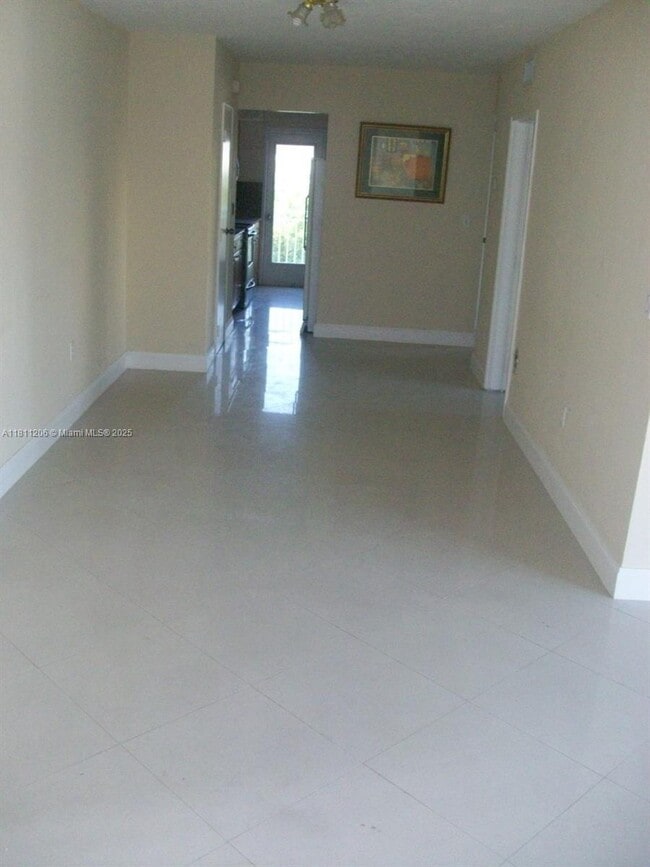 Photo - 10001 W Bay Harbor Dr Unidad 306