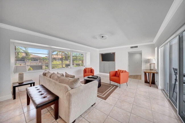 Photo - 2724 NE 14th St Unit 6