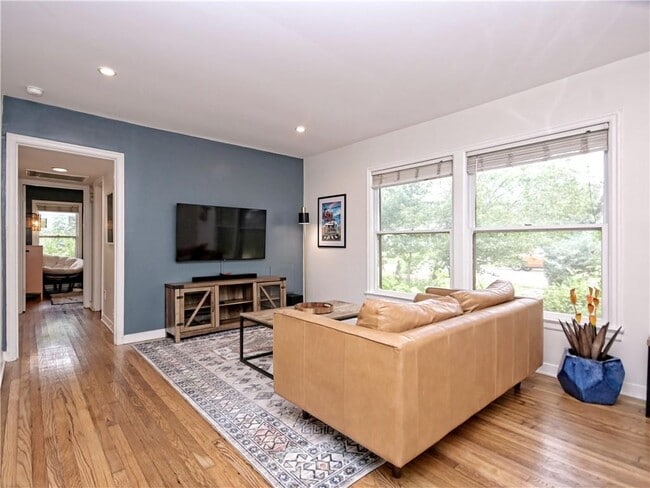 Photo - 5707 Avenue F